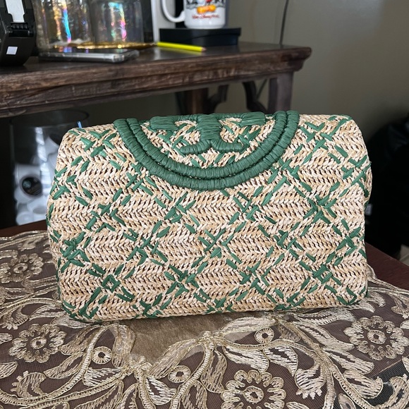 Tory Burch Fleming straw clutch - Picture 5 of 11